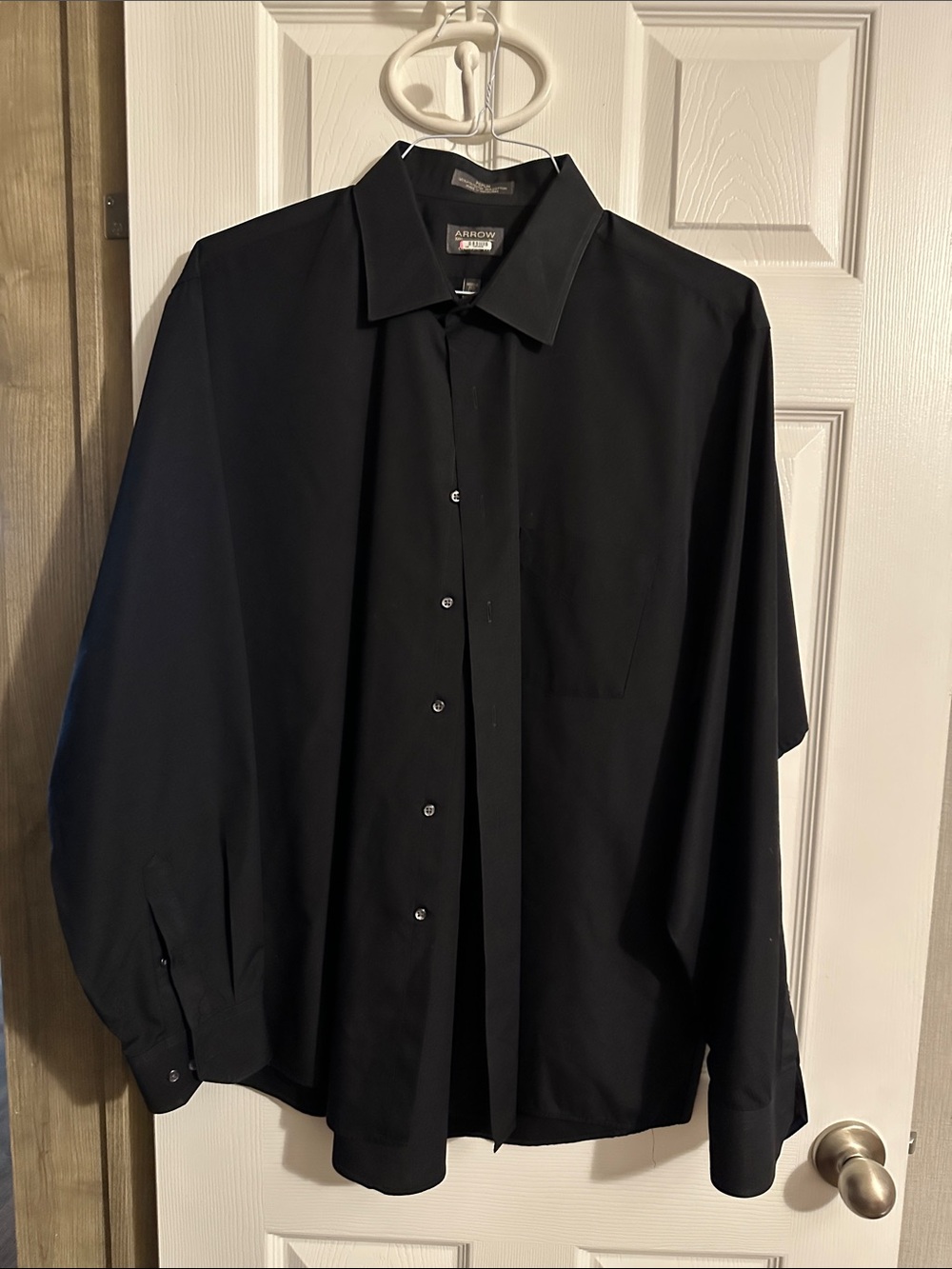 Arrow black dress shirt with pocket